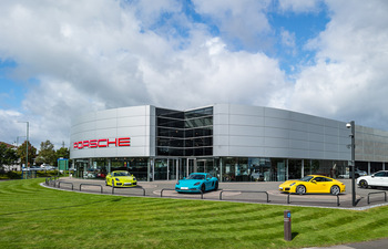 Porsche Centre Solihull set to sponsor Championship Arena at the British Showjumping National Championships