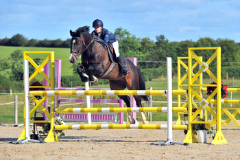 Ailsa Noble Wins Dodson & Horrell 1.05m National Amateur Second Round at Muirmill Equestrian Centre