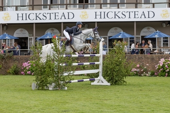 Pint-sized mare gallops to Hickstead win