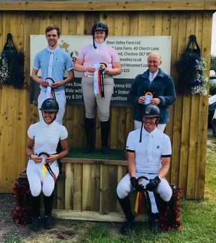 Christina Richardson-Kenyon secures the Nupafeed Supplements Senior Discovery Second Round at Dean Valley Farm