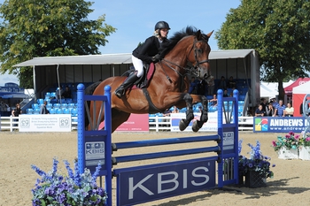 Five times a winner; Emma-Jo Slater takes the KBIS Insurance Senior British Novice Championship