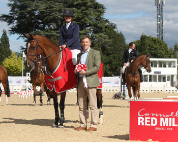 Nicole Pavitt wins the Connolly’s RED MILLS Senior Newcomers Masters