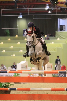 DANIEL NEILSON LEADS THE WAY IN PORTO!