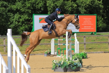 Laura Renwick Dominates in the Redpost Equestrian Senior Foxhunter Second Round at Felbridge Showground