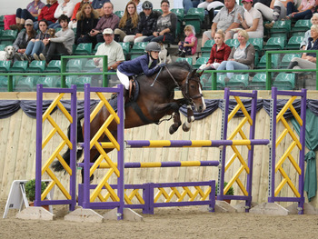 Laura Whitfield secures top spot in the Horseware Bronze League Semi-Final at Bishop Burton College