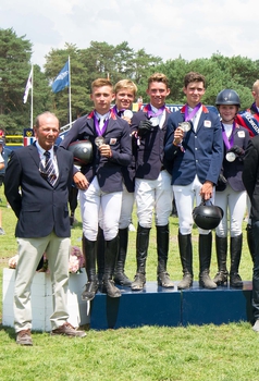 Team NAF Juniors win European Team Silver Team NAF Juniors win European Team Silver