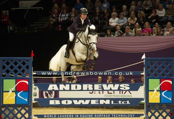 GB VICTORY AT HOYS WITH MICHAEL WHITAKER