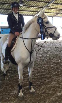Tracey Elcock Triumphs in Dodson & Horrell 0.85m National Amateur Second Round at Moorhouse Equestrian Centre