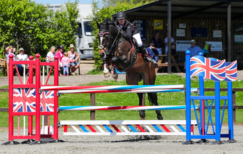 Natasha Hewitt claims the Horseware Bronze League Qualifier at Codham Park Equestrian Centre