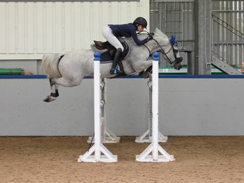 Sinead Cox secures the win in the Blue Chip Pony Newcomers Second Round at The Harbro Scottish Home Pony