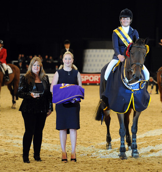 DAY ONE - HORSE OF THE YEAR SHOW 2012 DAY ONE - HORSE OF THE YEAR SHOW 2012